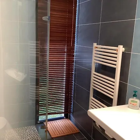 Avec Piscine A 150 M De La - Вилла